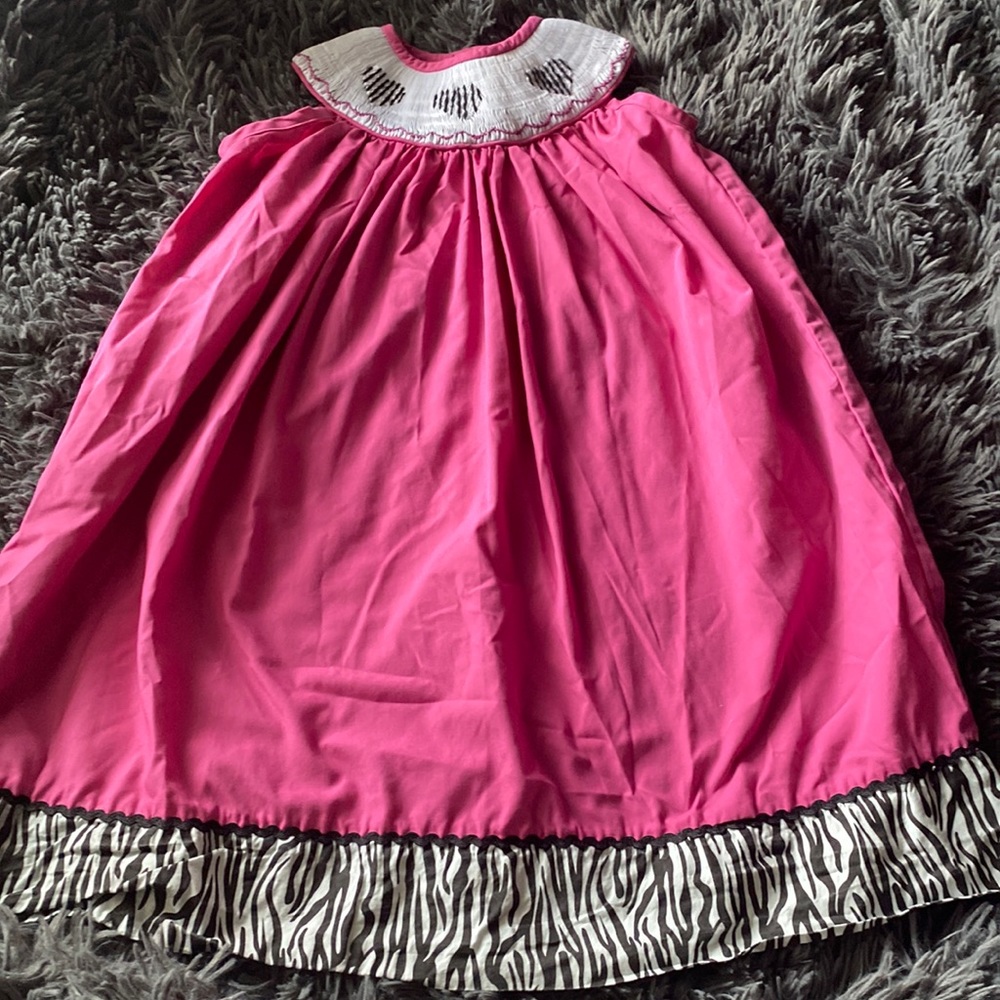 The Princesss and the Pauper Boutique, size 3, smocked dress